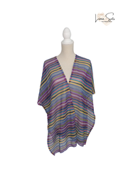 Brisa Mística – Vestido de Rayas Coloridas