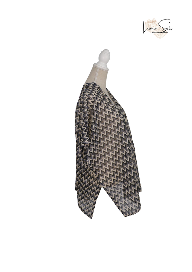 Ritmo Neutro – Vestido de Rayas Zigzag